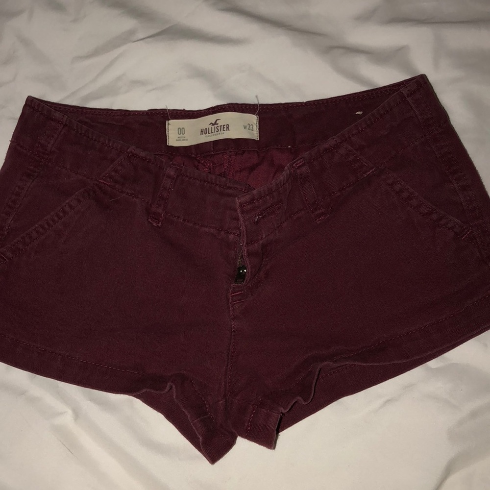 Maroon hollister shorts